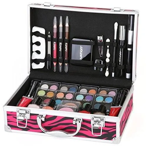 Ivation Carry All Makeup Train Case - Red Zebra