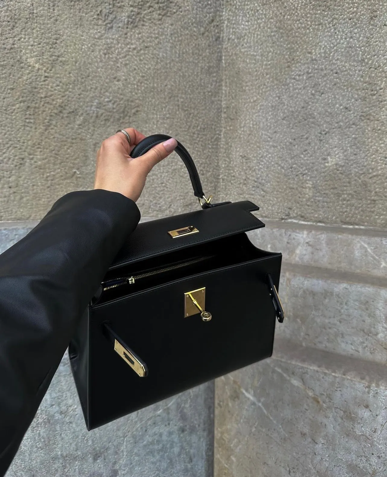 MILAN BAG - BLACK