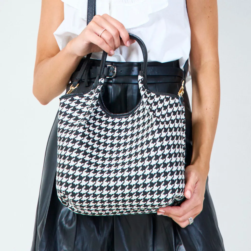 Stylish tote bag with matching pouch wholesale