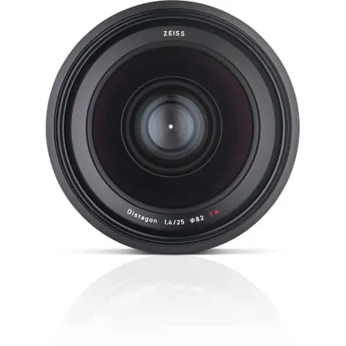 Zeiss Milvus 25mm f/1.4 ZE Lens - Canon EF Mount